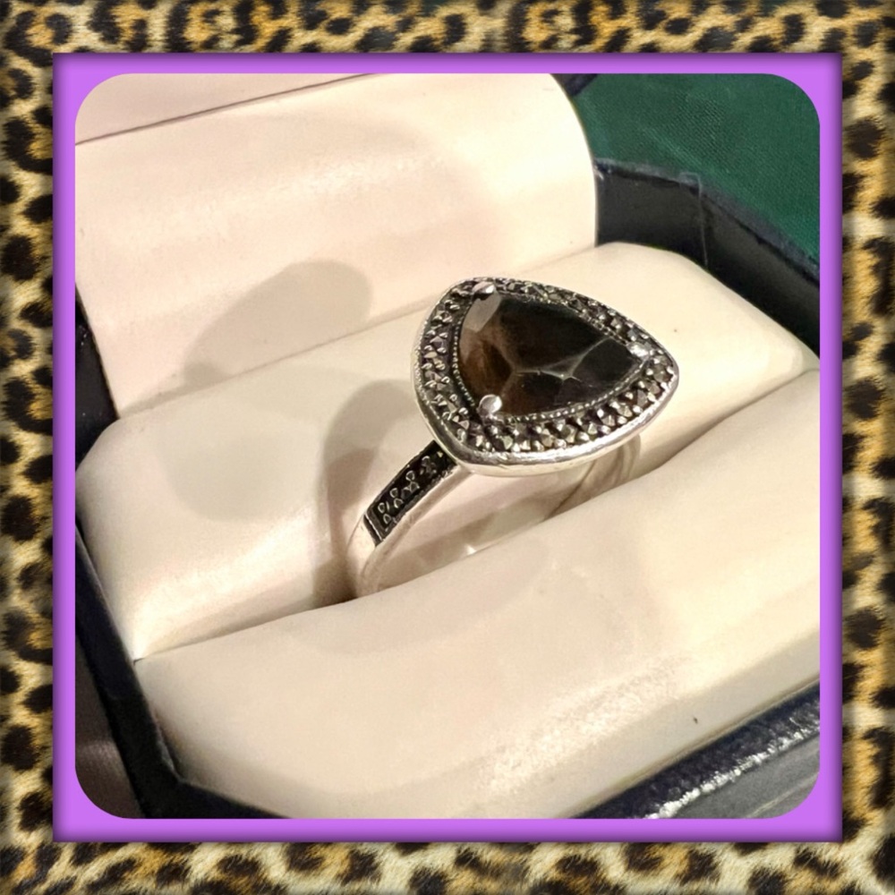 👑✅PRICE FIRM✅ Elegant 925 Sterling Silver and Smokey Topaz Teardrop Ring
